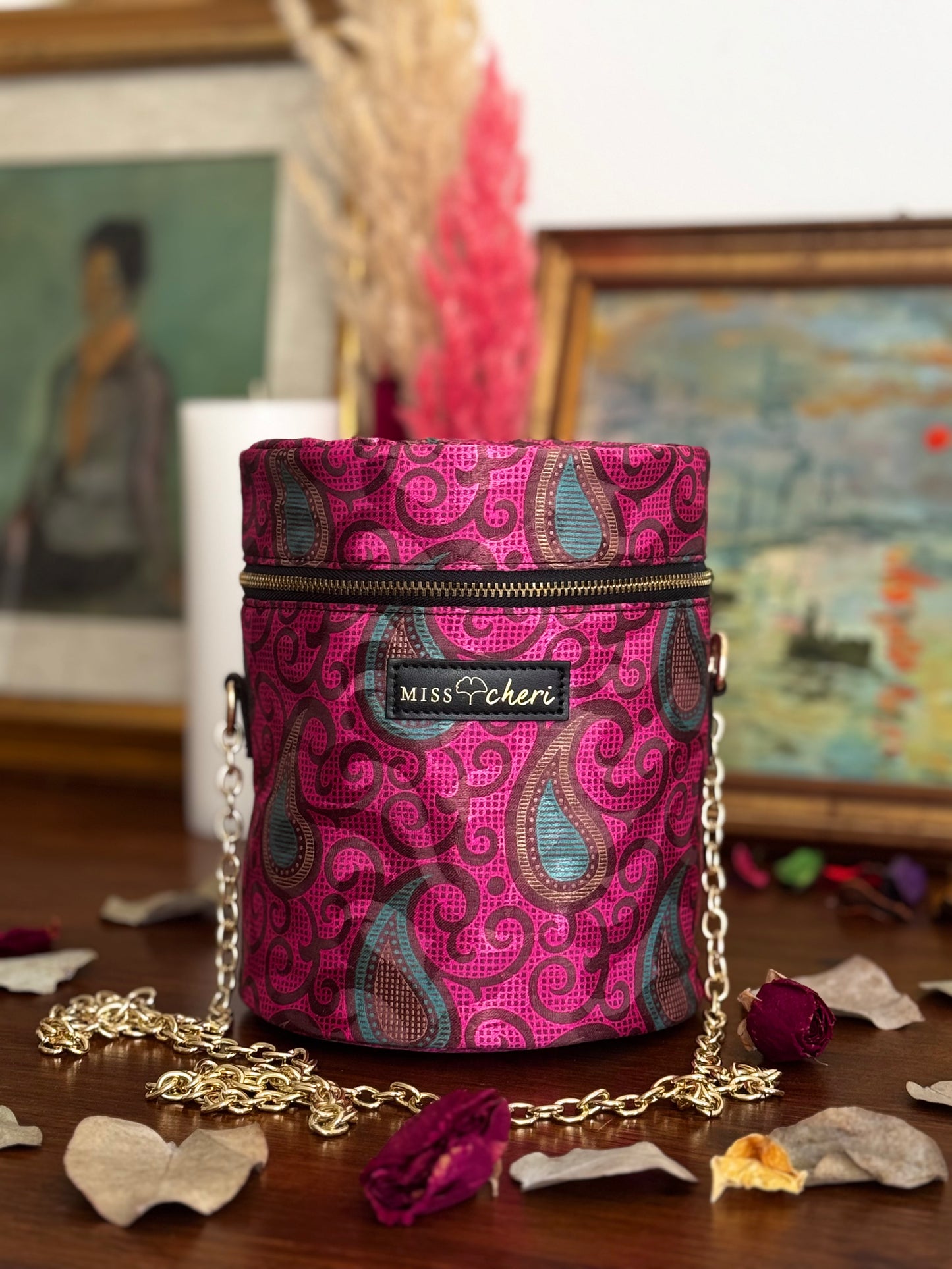 Silk Bucket-bag