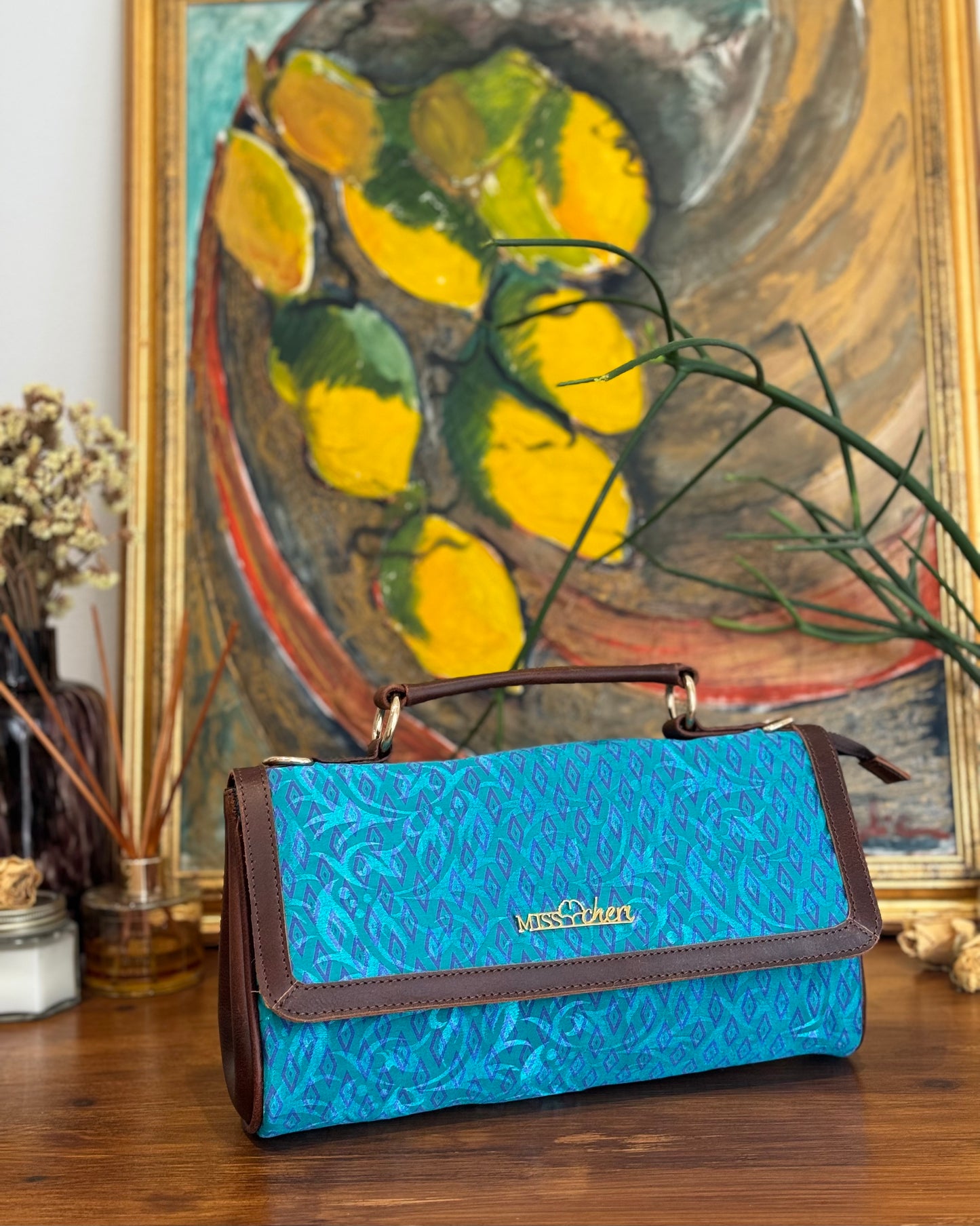 Mary Lou - Iridescent Aqva