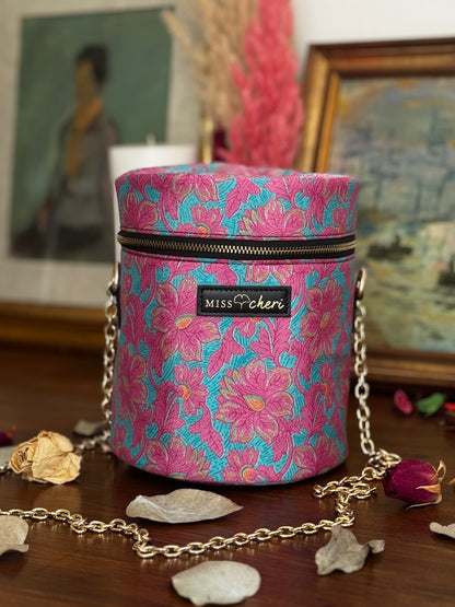 Silk Bucket-bag