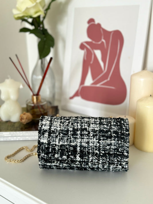 Salt n Pepper Mini Célie